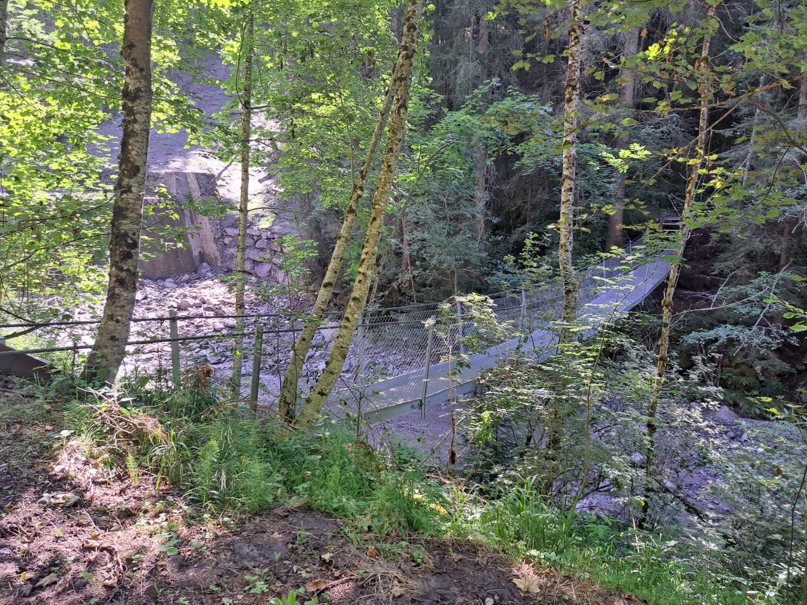 Le sentier pédestre qui relie la Barboleuse à Villars est à nouveau praticable
